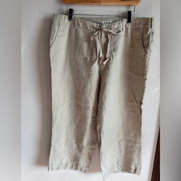Women’s St John’s Bay linen Capri Pants. Khaki Color Size 16 - Picture 1 of 6